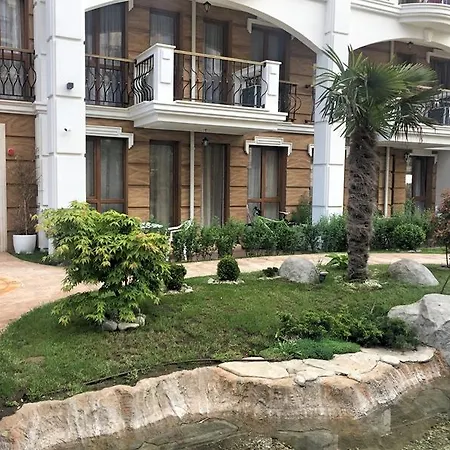 Harmony Suites 8 Eh Apartment